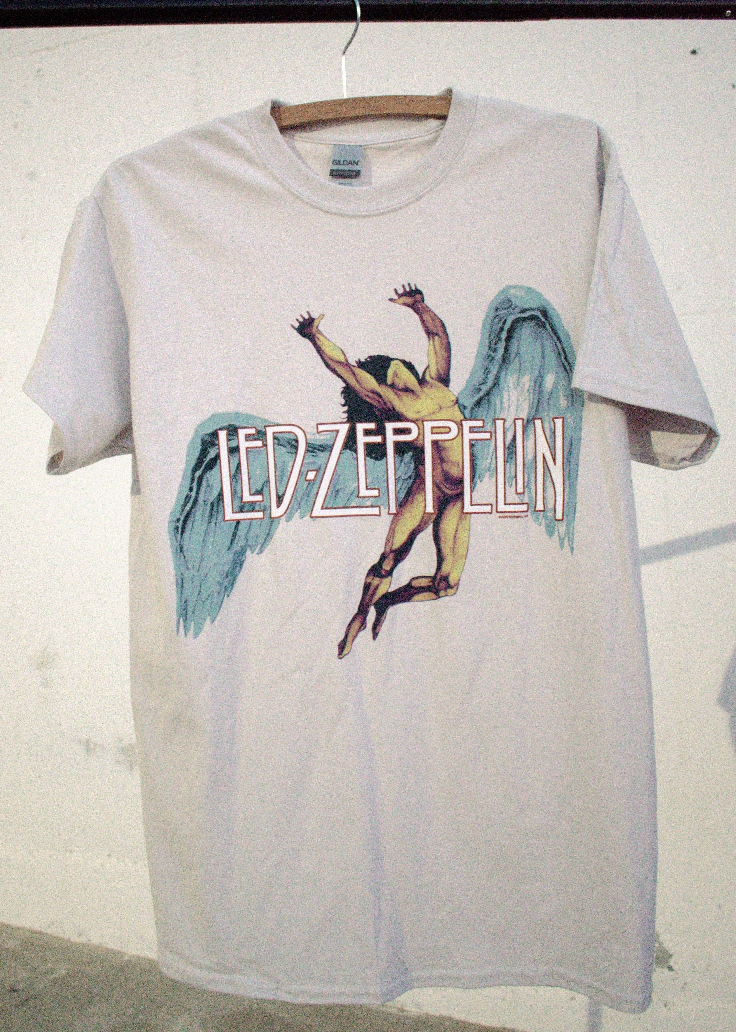 Rare Led Zeppelin Logo Symbols Black Graphic T-Shirt Rare Led Zeppelin Logo Symbols Black Graphic T-Shirt
