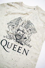 Load image into Gallery viewer, Queen: Logo Dip Dye T-shirt - StitchStreet.com
